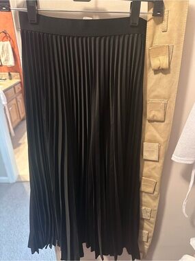 Pleated Midi Skirt